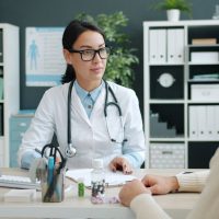 Les régimes pauvres en glucides sont-ils vraiment efficaces pour maigrir ? Oui, mais…